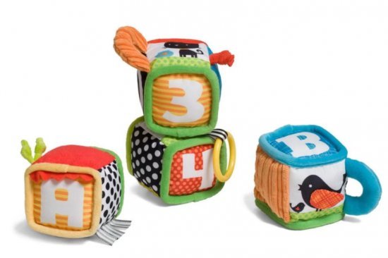 4 קוביות משחק ופעילות Infantino