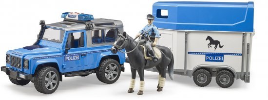 ג'יפ לנד רובר משטרתי עם נגרר ודמות סוס מבית BRUDER