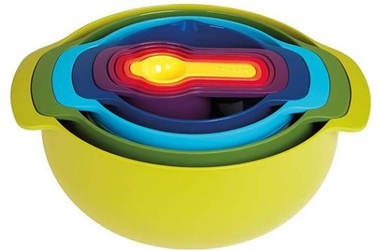 ערכת משחק קערות וכלי מדידה Joseph Joseph מבית Casdon